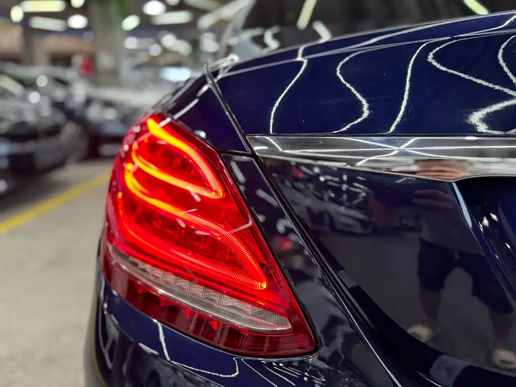 Mercedes-Benz C-Class 2015 — фото 7