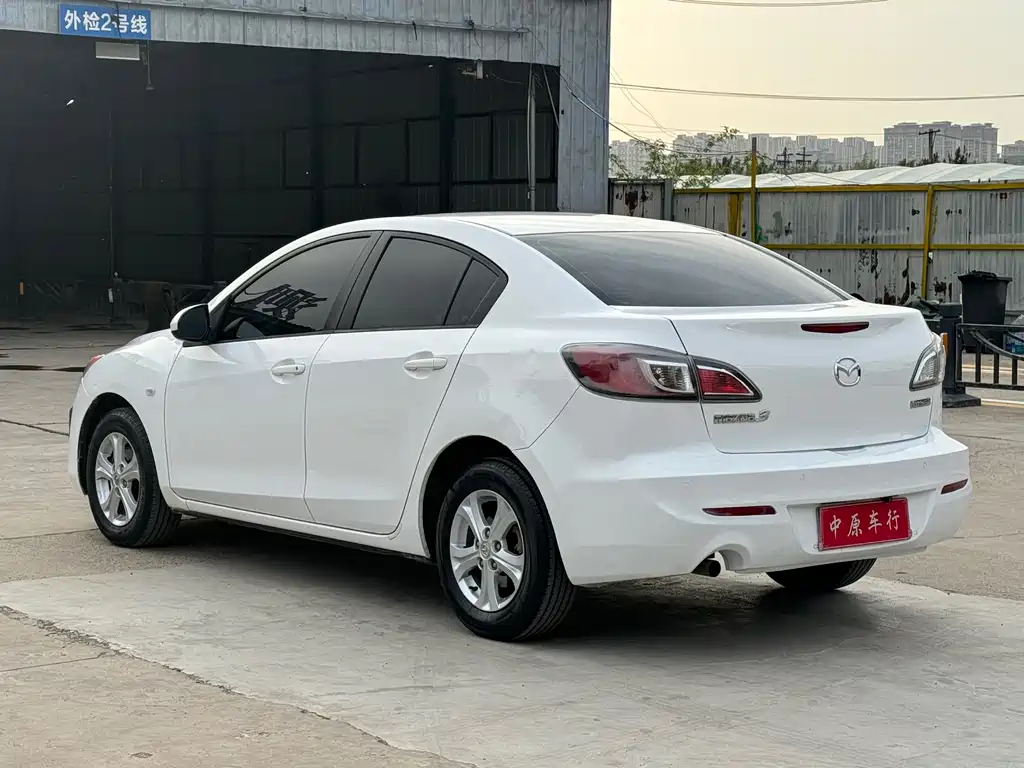 Mazda 3 Xingcheng 2013 — фото 19