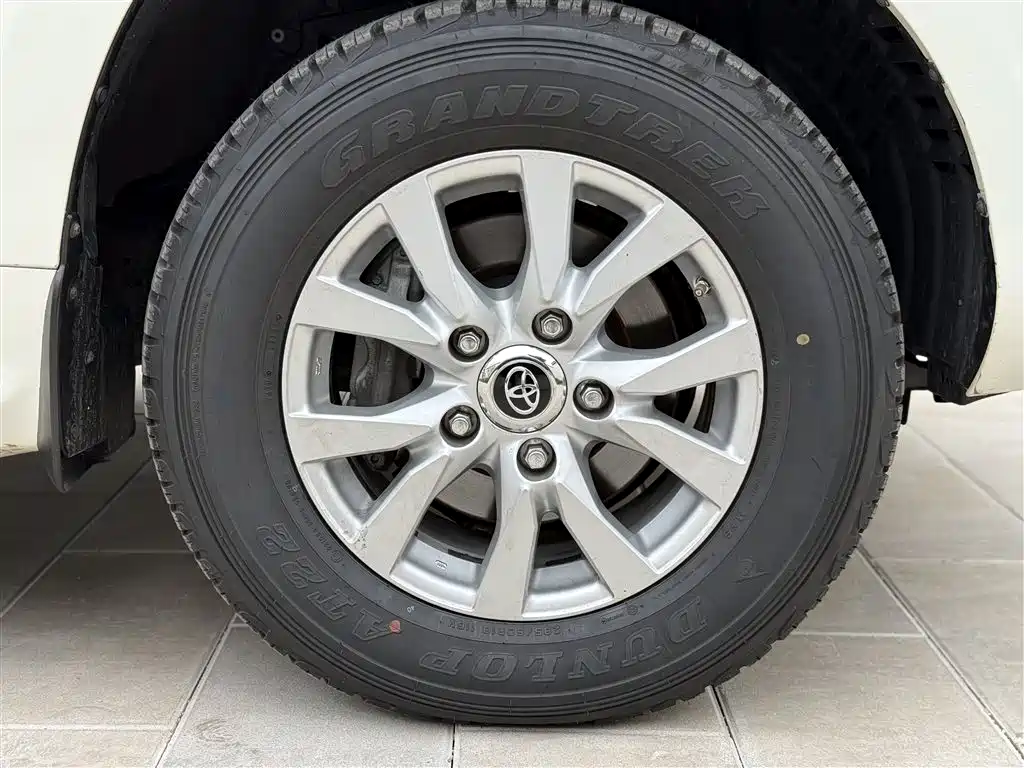 Toyota Land Cruiser 2019 — фото 23