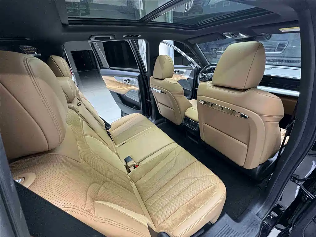 GAC Motor Trumpchi ES9 2023 — фото 30
