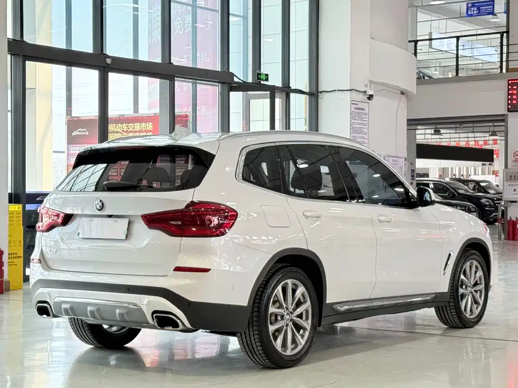 BMW X3 2020 — фото 9