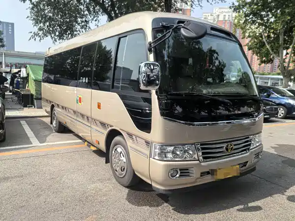Toyota Coaster 2019