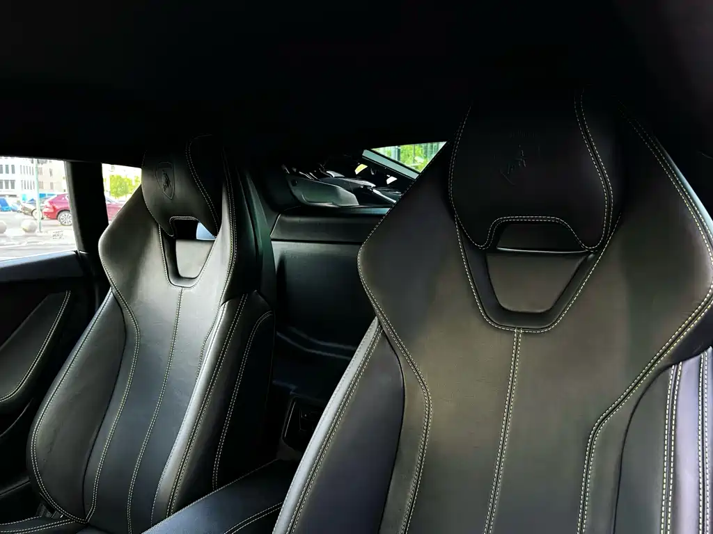 Lamborghini Huracán 2019 — фото 12