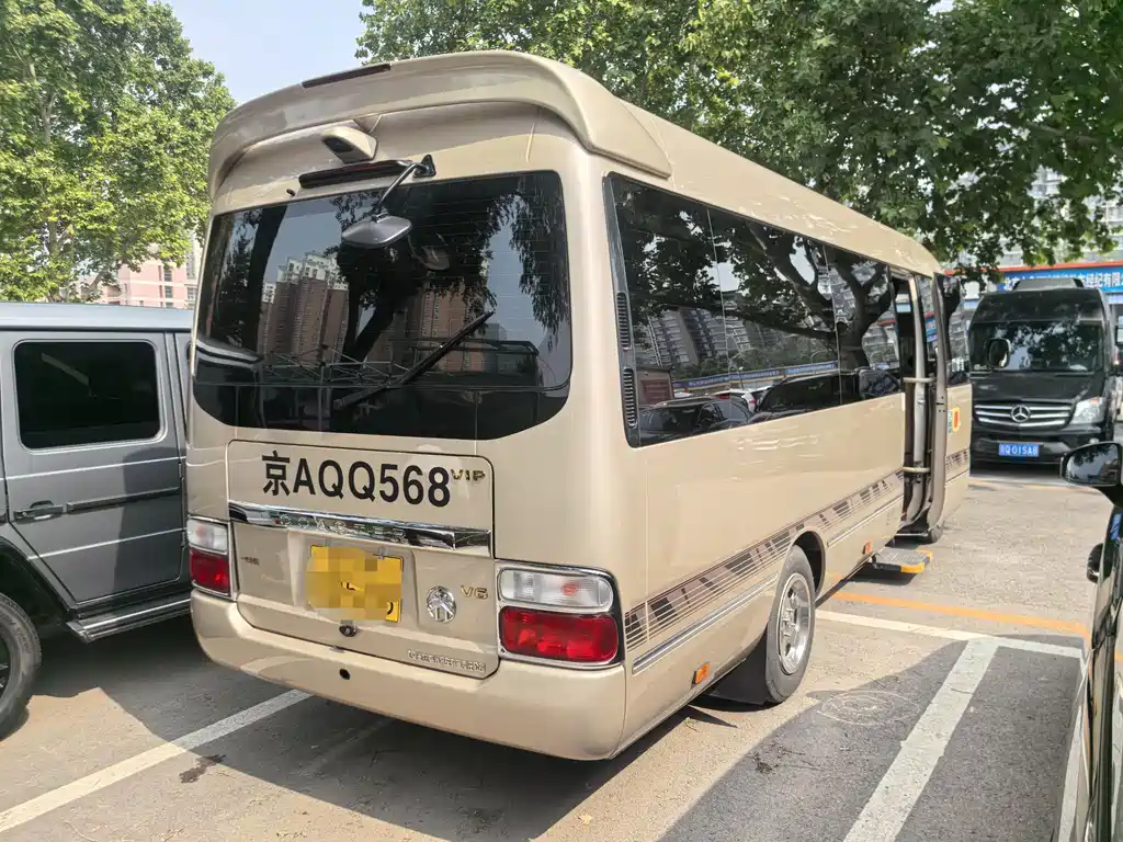Toyota Coaster 2022 — фото 20