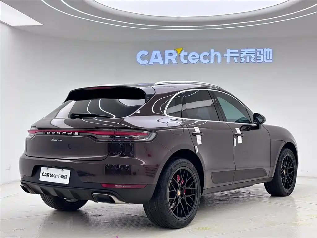 Porsche Macan 2022 — фото 29