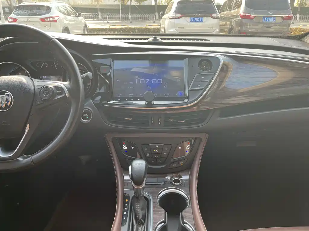 Buick Envision Plus 2017 — фото 8