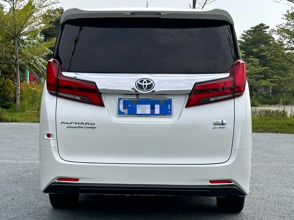 Toyota Alphard 2021 — фото 5