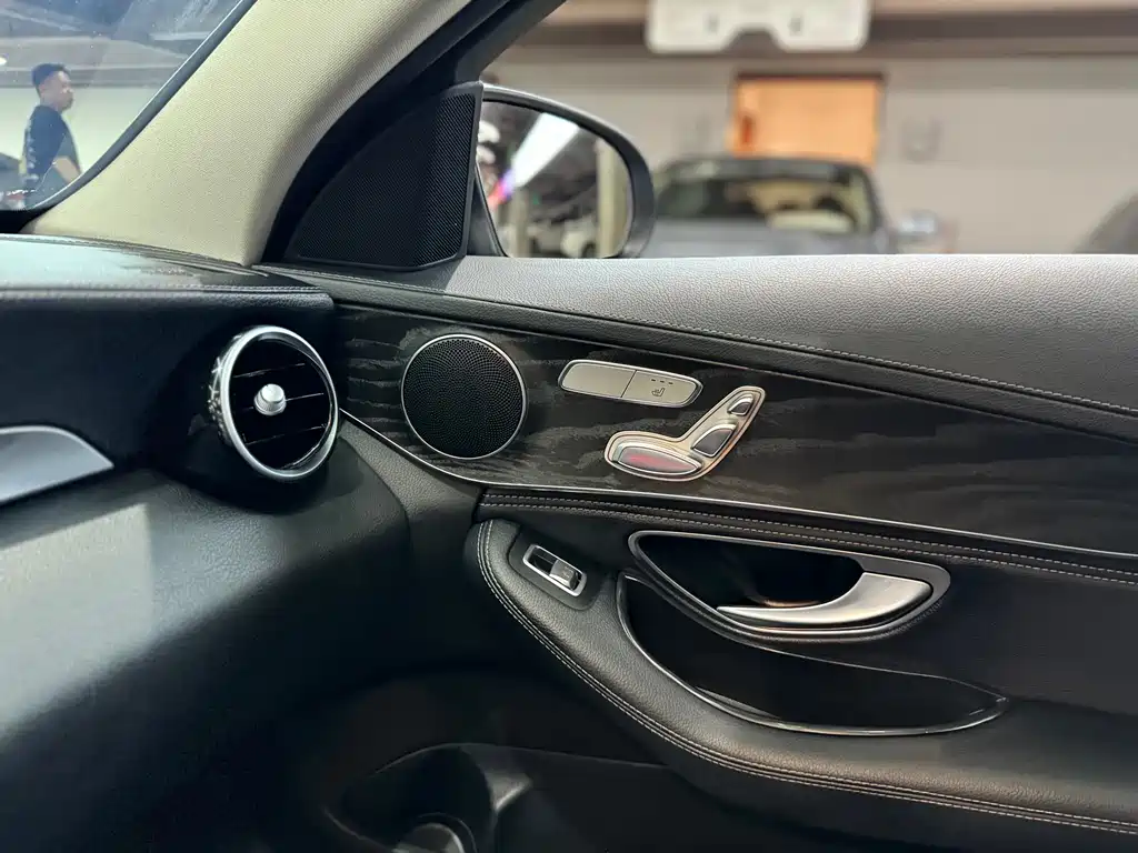 Mercedes-Benz C-Class 2015 — фото 15