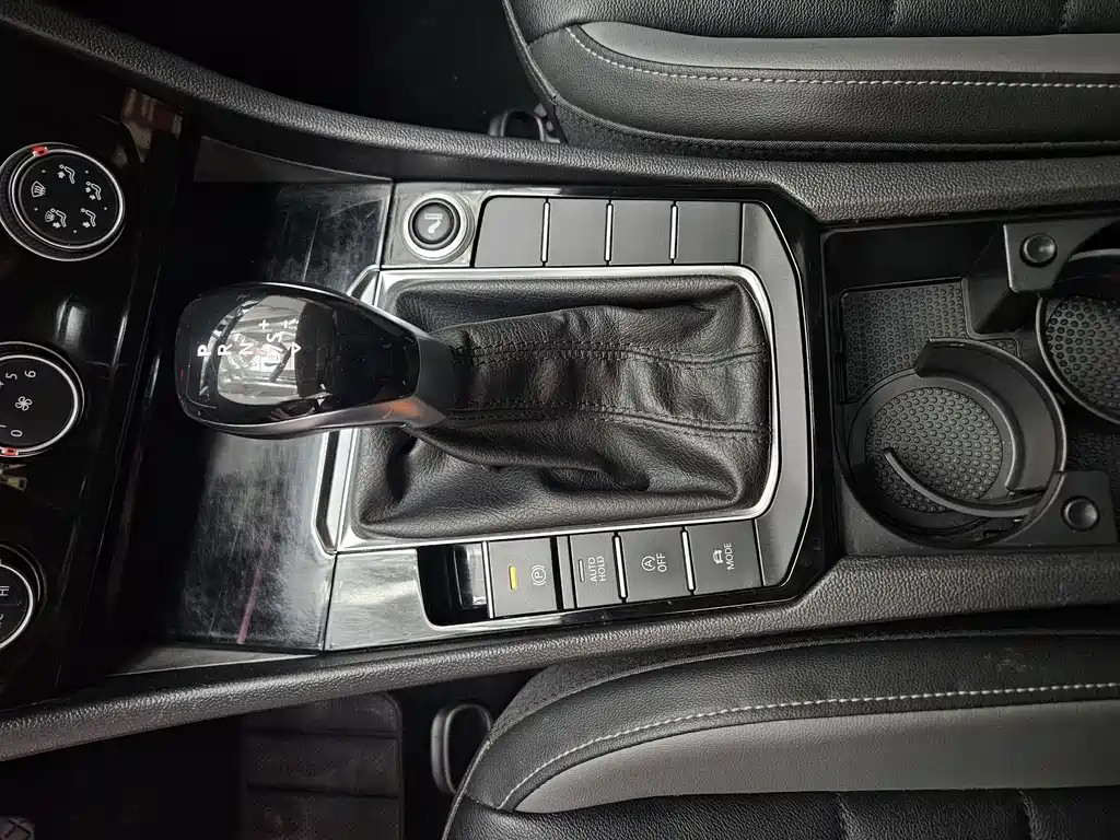 Volkswagen Sagitar 2019 — фото 10