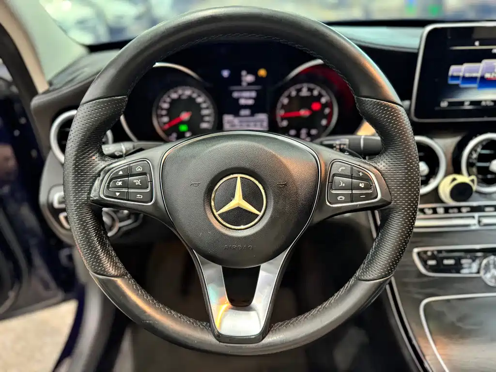 Mercedes-Benz C-Class 2015 — фото 20