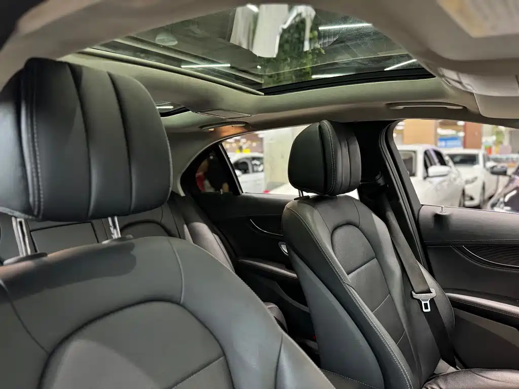 Mercedes-Benz C-Class 2015 — фото 34