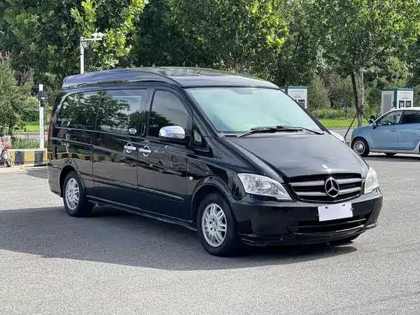 Mercedes-Benz Vito 2013