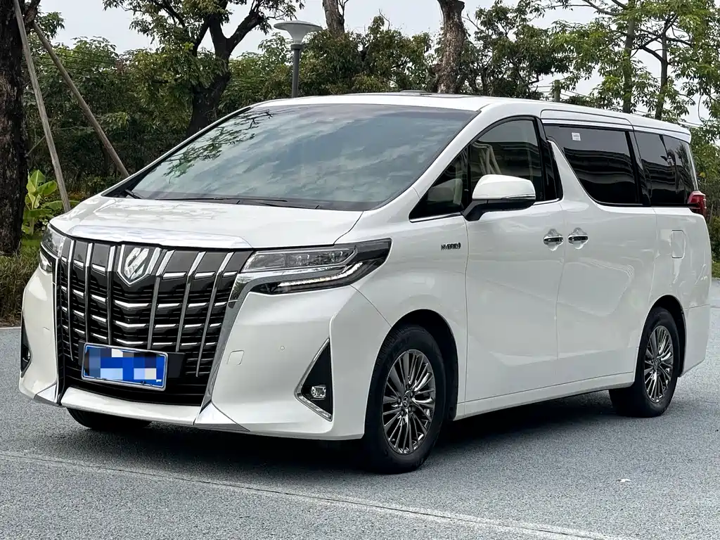 Toyota Alphard 2021 — фото 1