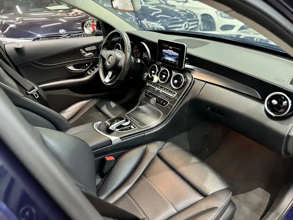 Mercedes-Benz C-Class 2015 — фото 16