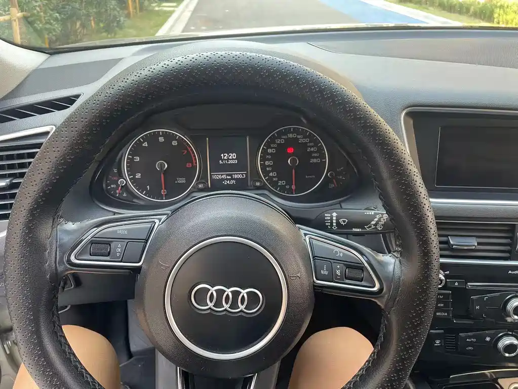 Audi Q5 2014 — фото 10