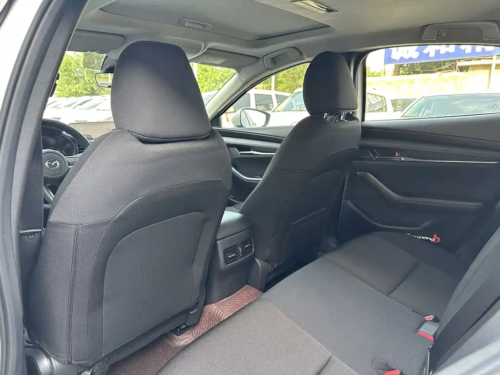 Mazda 3 Angkesela 2021