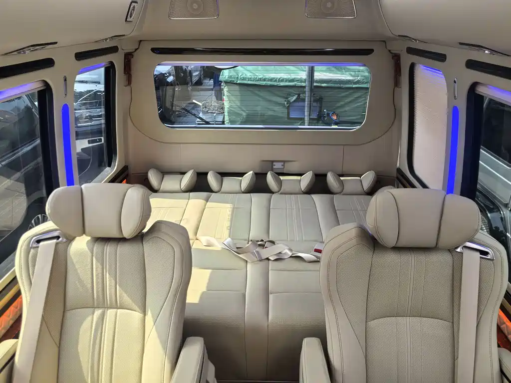 Toyota Coaster 2022 — фото 14