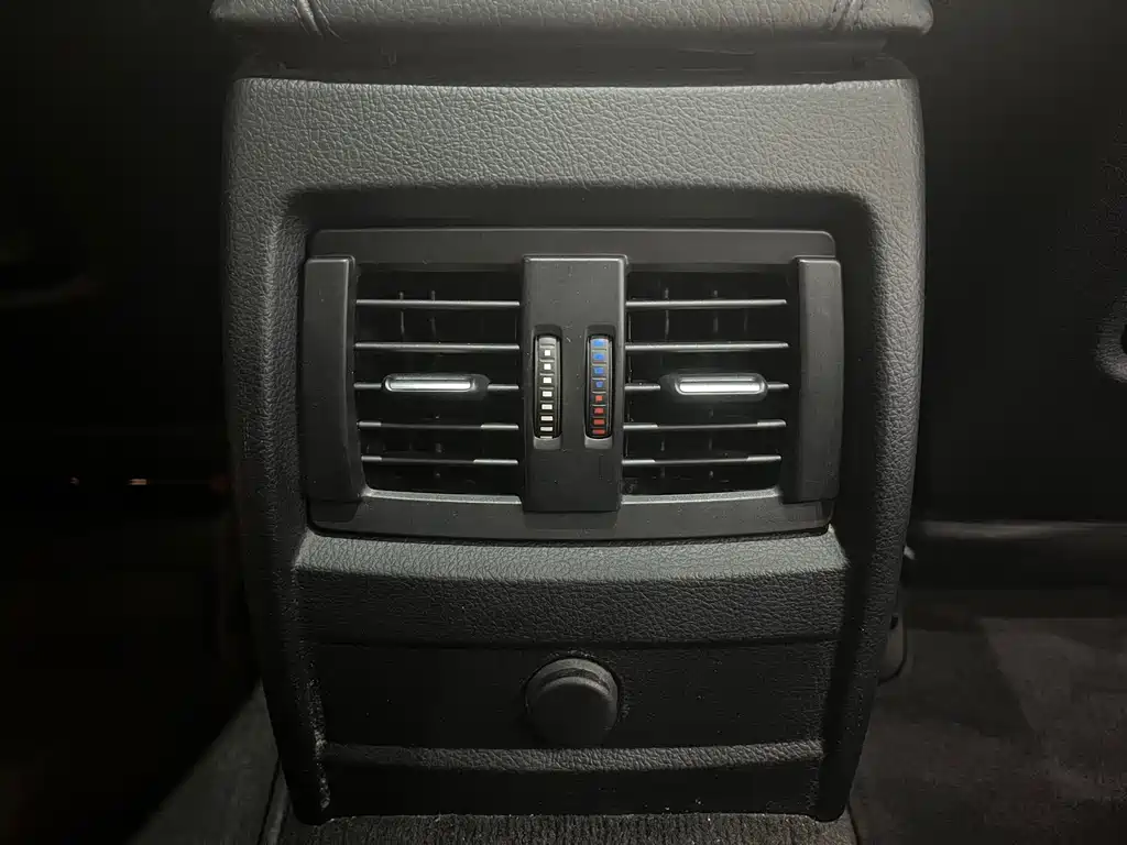 BMW 3 Series GT 2015 — фото 20