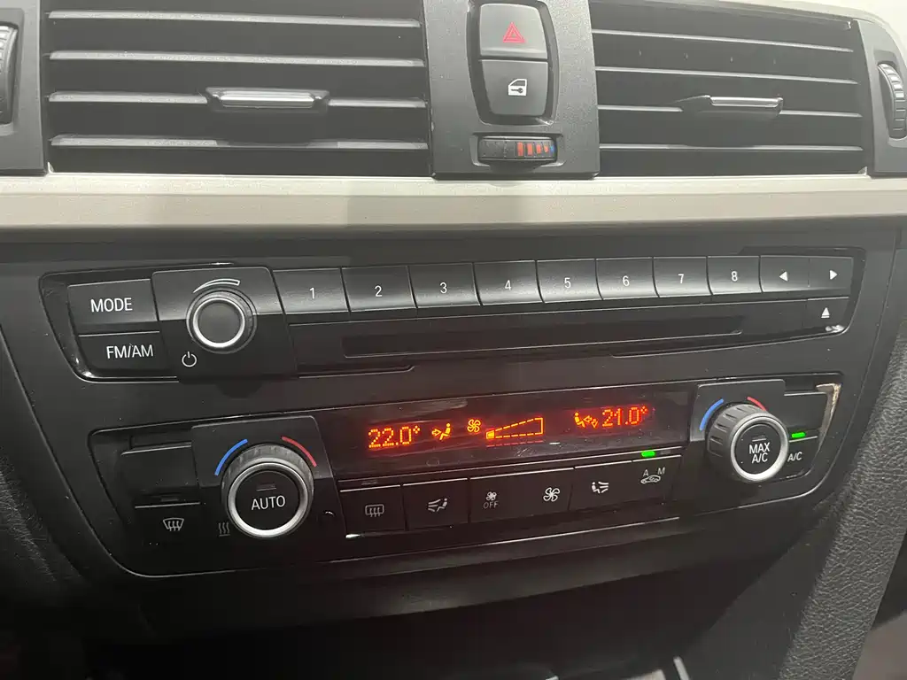 BMW 3 Series GT 2015 — фото 14