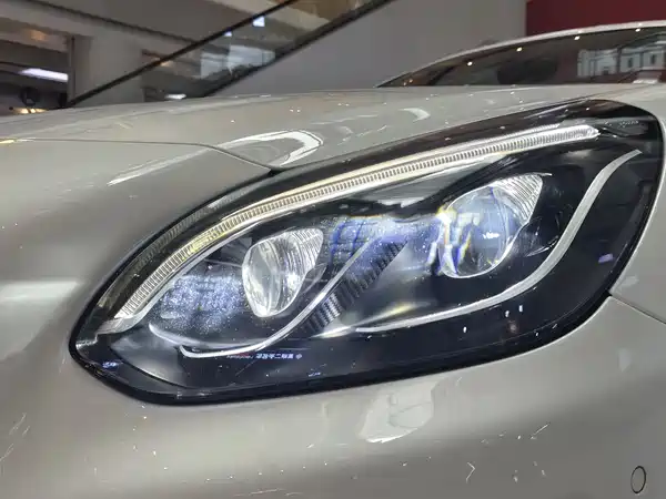 Mercedes-Benz SLC 2016