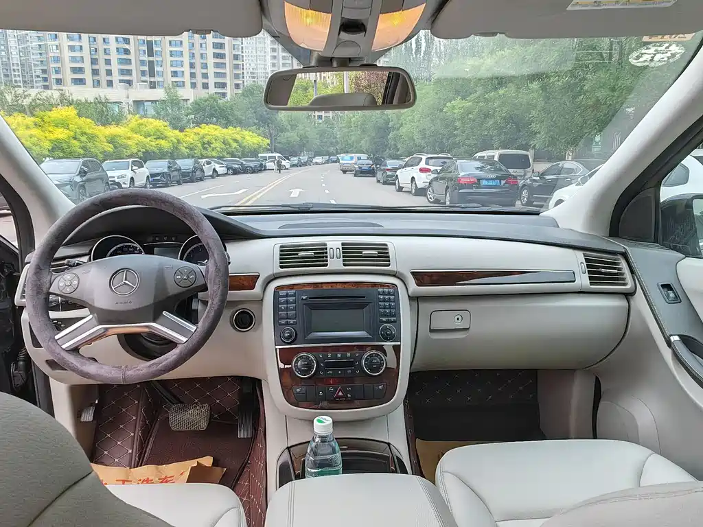Mercedes-Benz R-Class 2012 — фото 15