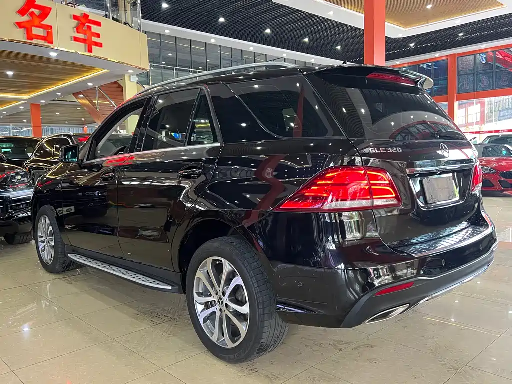 Mercedes-Benz GLE 2017