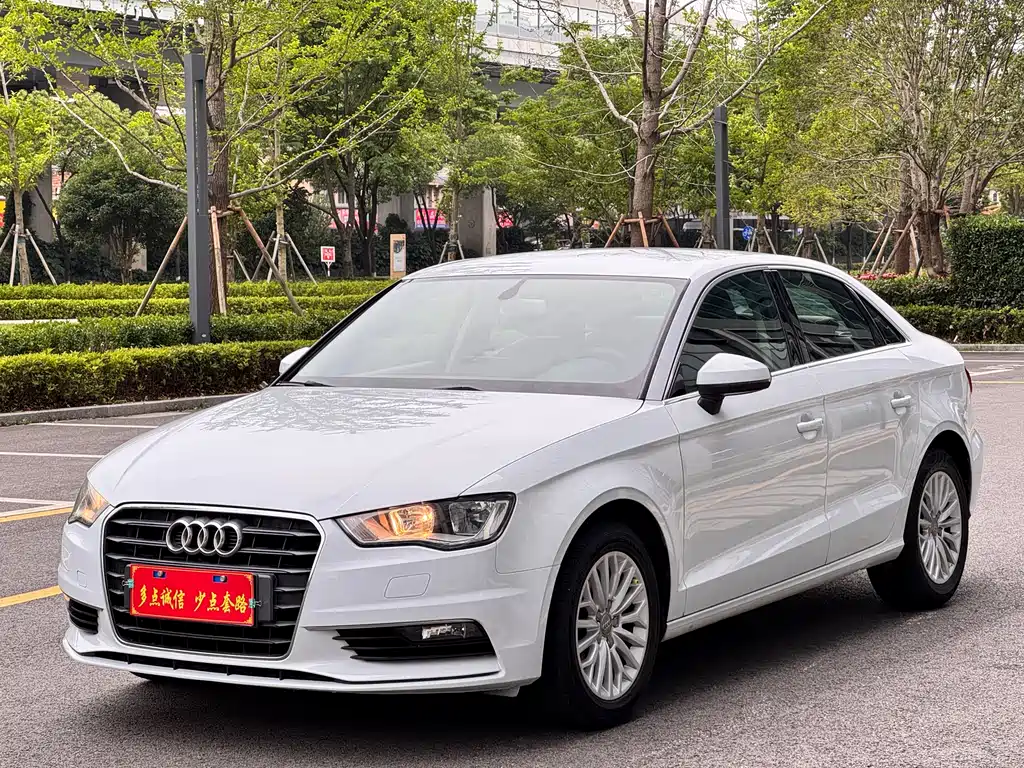 Audi A3 2016 — фото 1