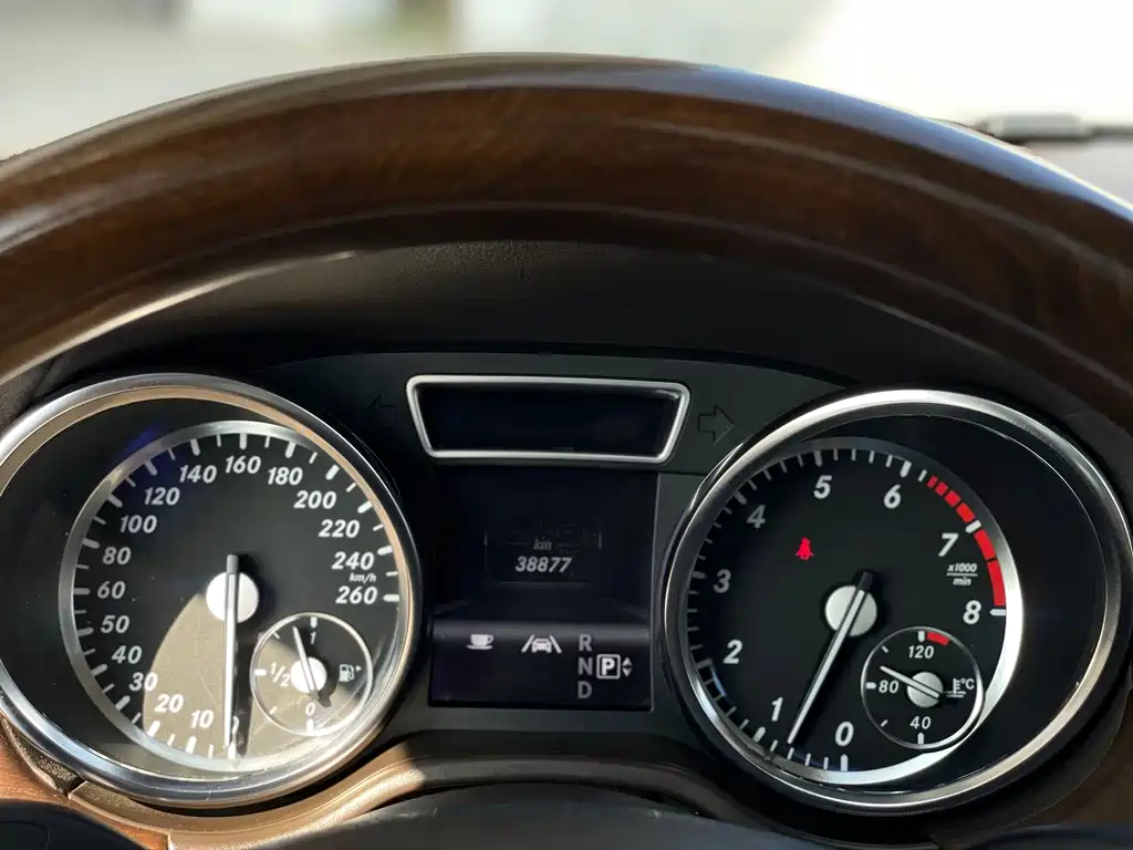 Mercedes-Benz GL-Class 2013 — фото 14