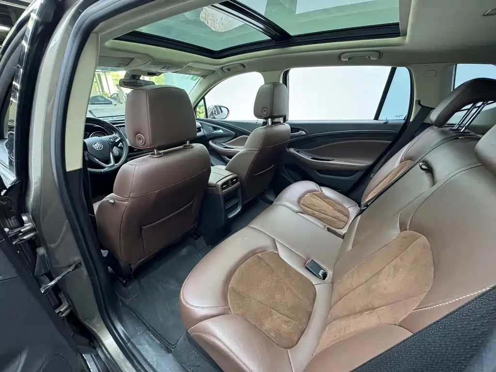 Buick Envision Plus 2016 — фото 10