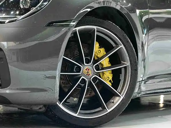 Porsche 911 2021