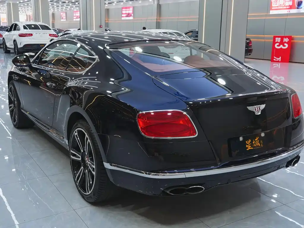 Bentley Continental 2018 — фото 9