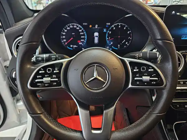 Mercedes-Benz GLC 2020