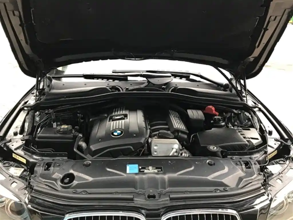 BMW 5 Series 2008 — фото 13