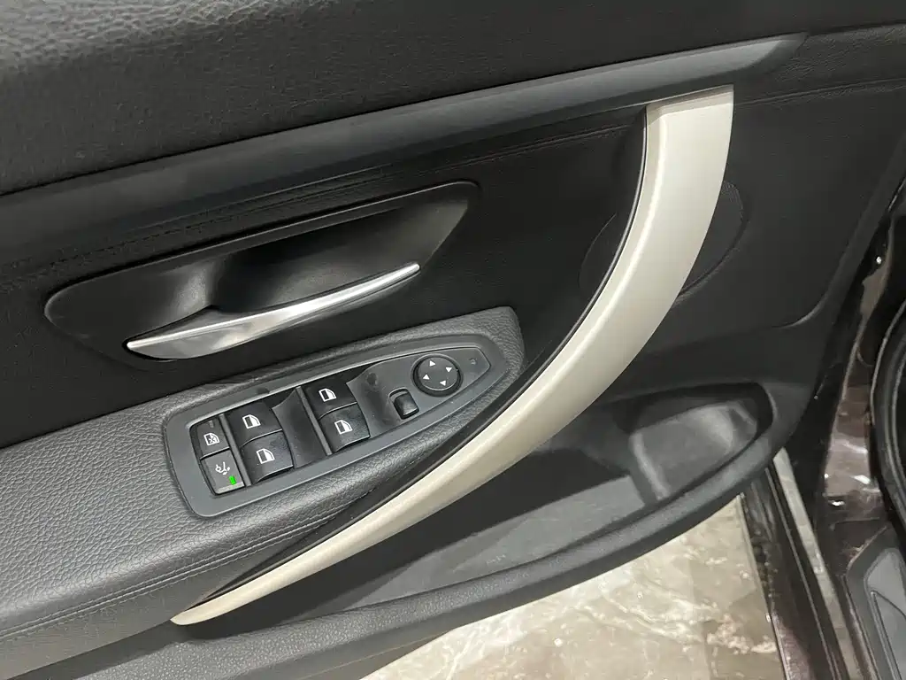 BMW 3 Series GT 2015 — фото 18