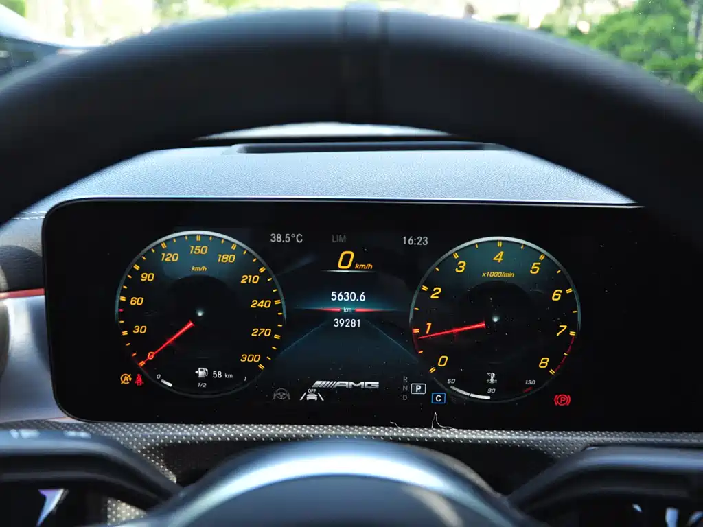 Mercedes-Benz CLA AMG 2022 — фото 9