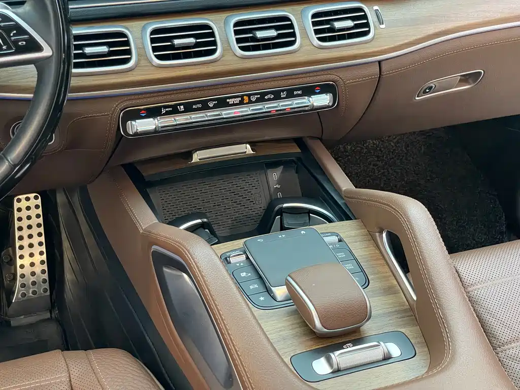 Mercedes-Benz GLS 2024 — фото 24
