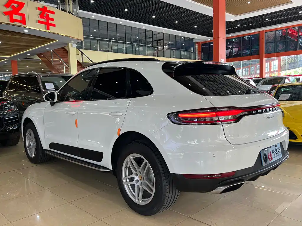 Porsche Macan 2020 — фото 6