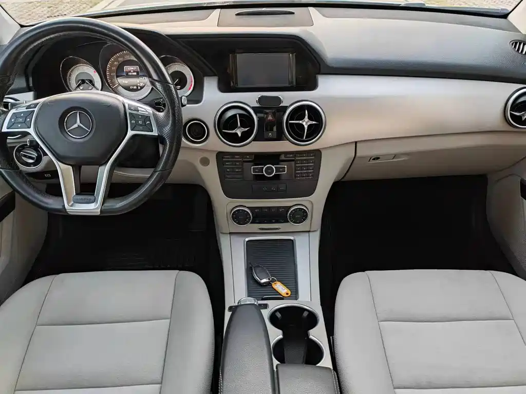 Mercedes-Benz GLK-Class 2015 — фото 13