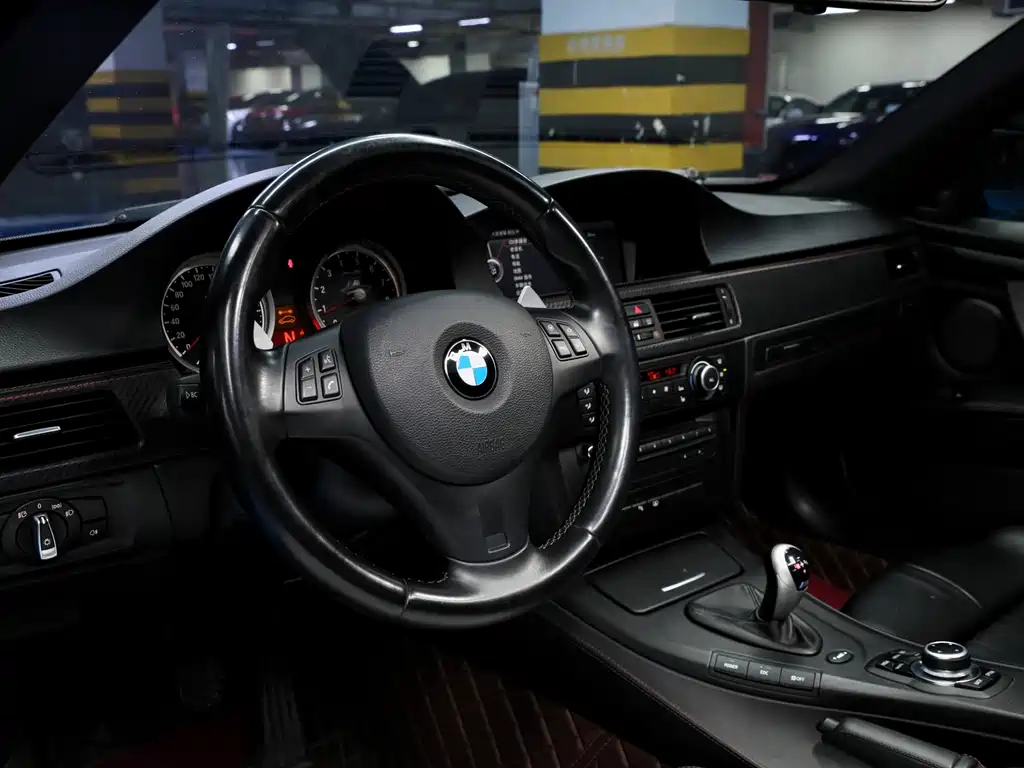 BMW M3 2012 — фото 16