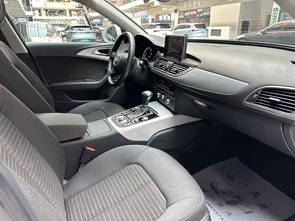 Audi A6L 2015 — фото 19