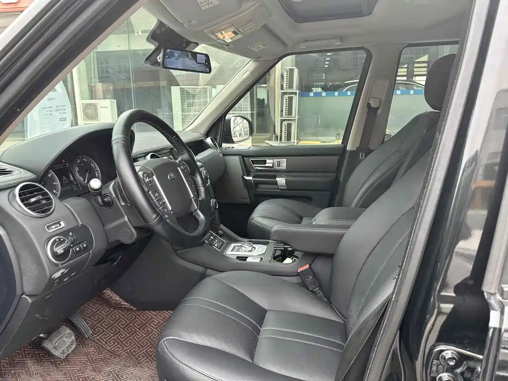 Land Rover Discovery 2015 — фото 4