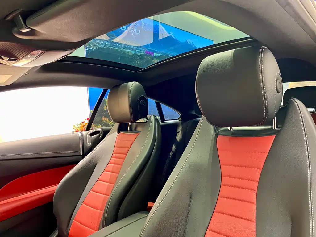 Mercedes-Benz E-Class 2018 — фото 11
