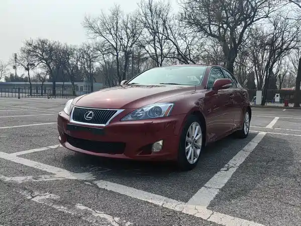 Lexus IS 2009