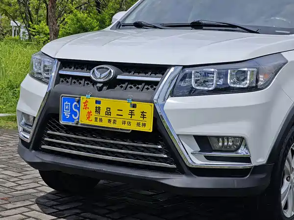 BAIC Huansu S3 2016