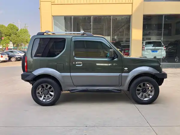 Suzuki Jimny 2015