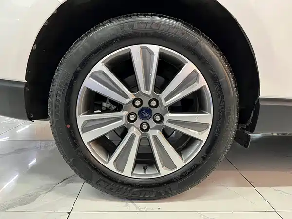 Ford Edge 2021