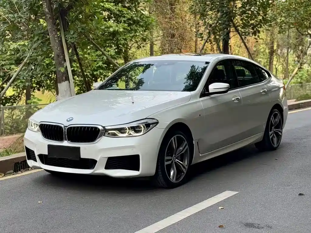 BMW 6 Series GT 2018 — фото 1