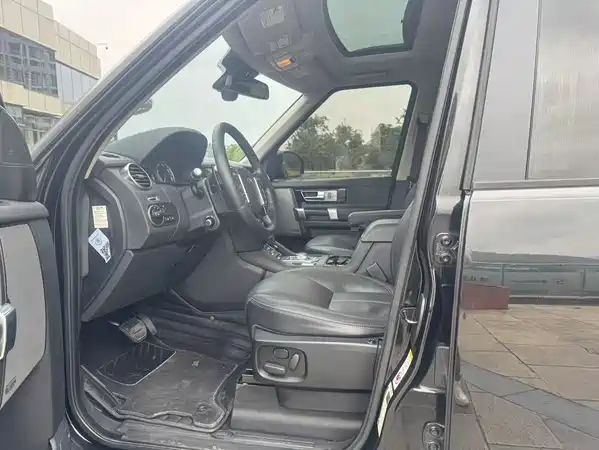 Land Rover Discovery 2017
