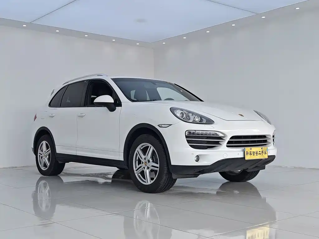Porsche Cayenne 2015 — фото 3