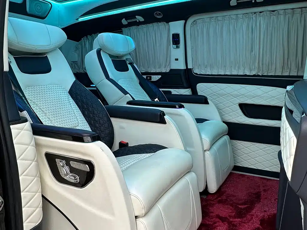 Mercedes-Benz Vito 2023 — фото 14